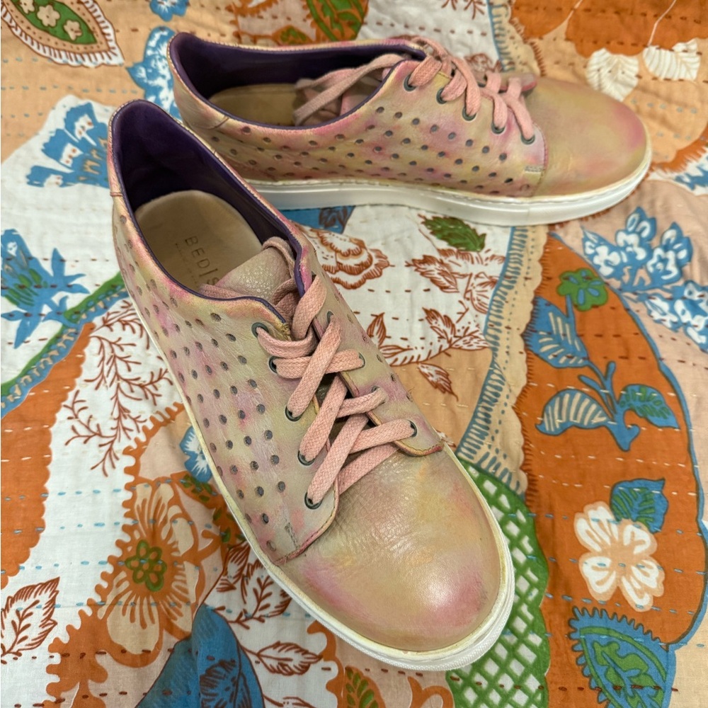 BED STU PINK AND TAN LEATHER SNEAKERS